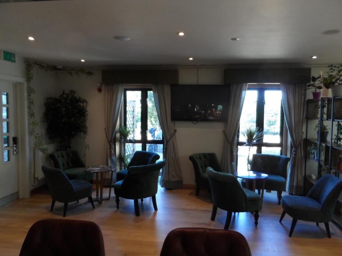 Stanton House Hotel Swindon Dış mekan fotoğraf